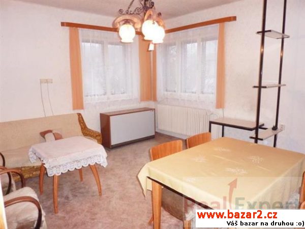 Prodej RD, 5+1 s terasou a garáží na pozemku 1207