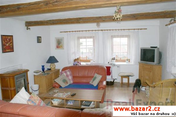 Prodej RD 4+1 Činěves, (2+1+1+apartmán/kancelář),