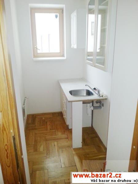 Pronájem rekonstruovaných NP - 3 místnosti, 74m2,