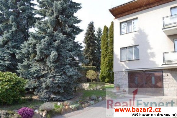 Prodej dvougeneračního RD, 3+kk/B a 4+1/B, 360 m2,