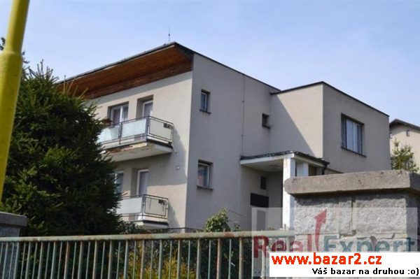 Prodej dvougeneračního RD, 3+kk/B a 4+1/B, 360 m2,