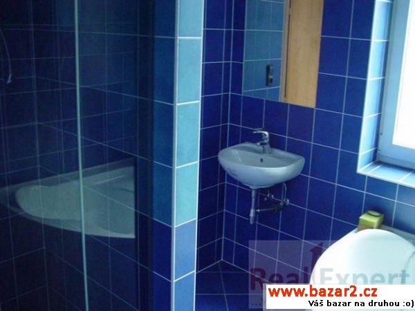Exkluzivní prodej činžovního domu (2 byty a 2 NP),