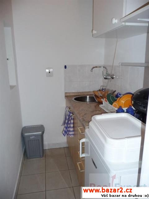 Hezké 2 kanceláře, 42m2, P10 - Vršovice, PC sítě,