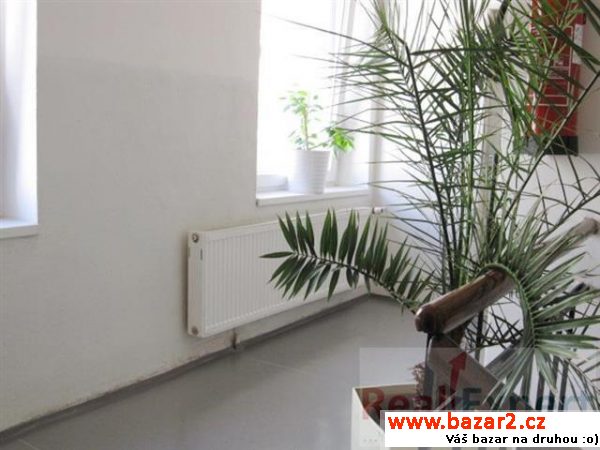 Pronájem 2 kanceláří s menším skladem, 60m2, Praha