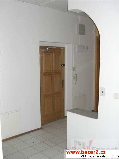 Pronájem nebytových prostorů, 65 m2, Praha 4 -