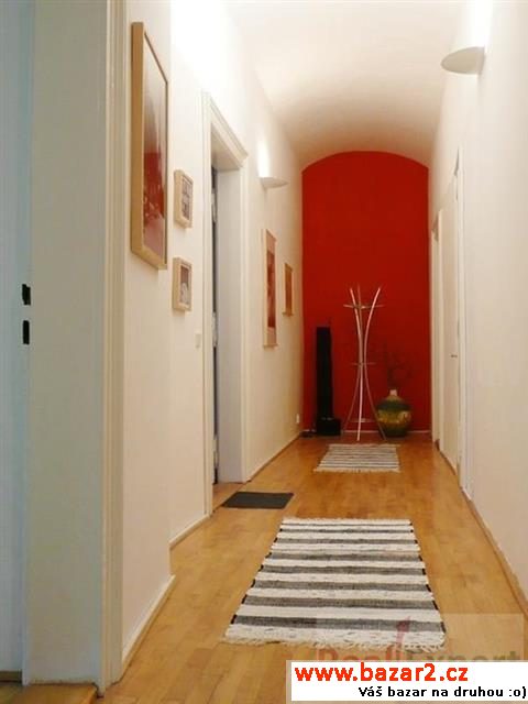 Pronájem zařízených kanceláří, 12 m2, Praha 7 -