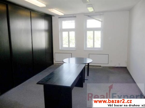 Pronájem dvou kanceláří, 47 m2, Praha 5 - Smíchov,