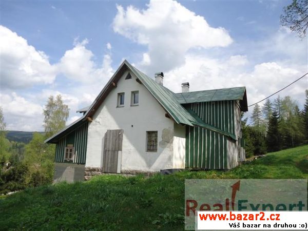 Prodej krásné roubenky 210m2, pozemek 5.850m2,