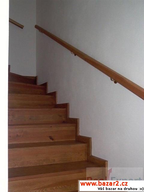 Pronájem nového domu 4+kk, už. plocha 110m2, Praha