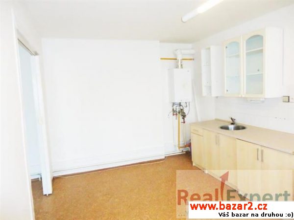 Pronájem 4 kanceláří, 113 m2, Praha 2 - Vinohrady,