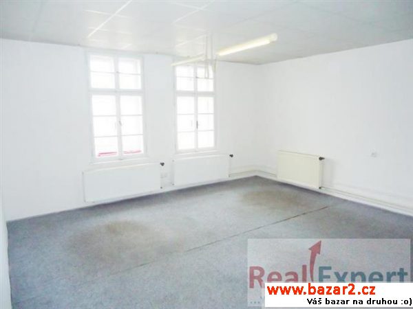 Pronájem 4 kanceláří, 113 m2, Praha 2 - Vinohrady,