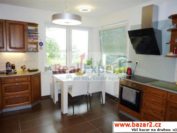 Pronájem krásného domu 8+1, 400m2, atraktivní