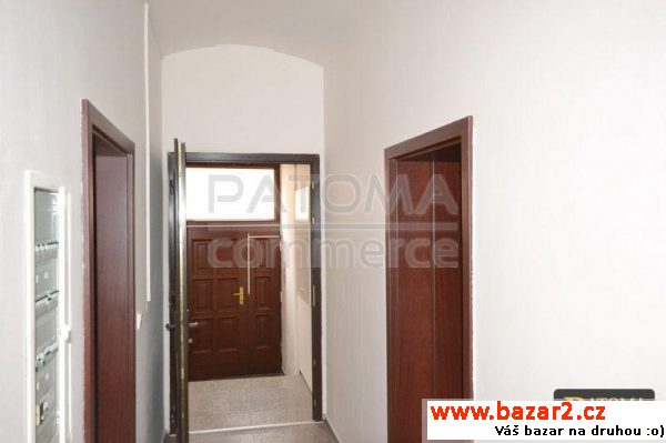 Prodej cihlového domu 3NP, 330 m2 užitná plocha,