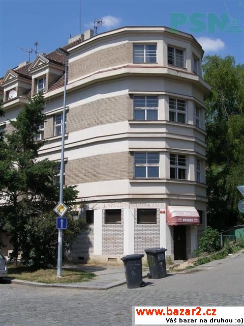 Prodej nebytového prostoru (sklad 18,3m2) s