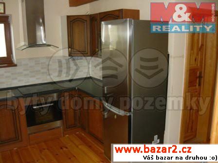 Prodej, rodinný dům 6+kk, 220 m2, Sedlčany, Janov