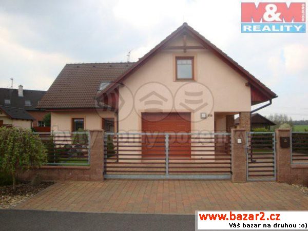 Prodej, RD 7+kk, 833 m2, Hřebeč.Nabízíme prodej