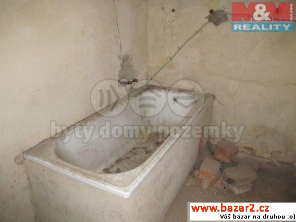 Prodej, bývalý mlýn, Tample.Prodej budovy bývalého