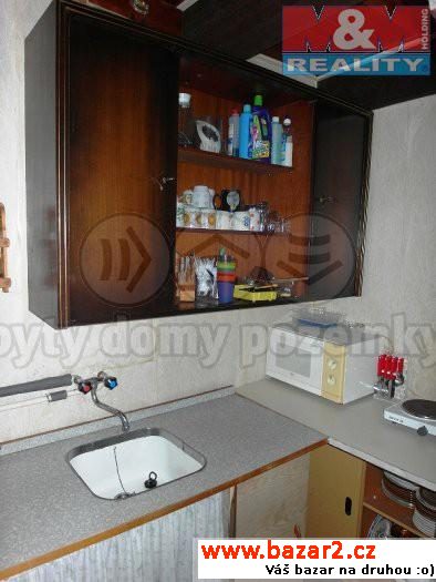Prodej, chata 4+kk, 74 m2, Hradec.Prodej zděné