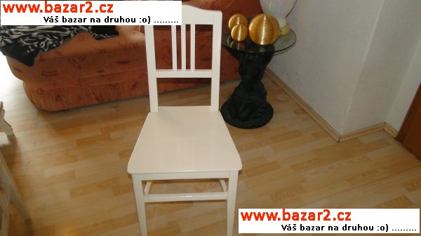 Krásně zrestaurovaná jídelní souprava