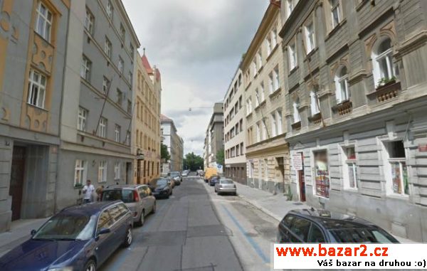Nabízíme k prodeji byt v cihl. domě OV 2kk/T 66m2