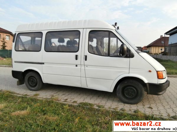 Ford Transit 2.5D 9MÍST, tažné z.