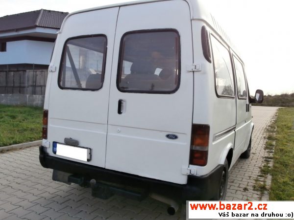 Ford Transit 2.5D 9MÍST, tažné z.