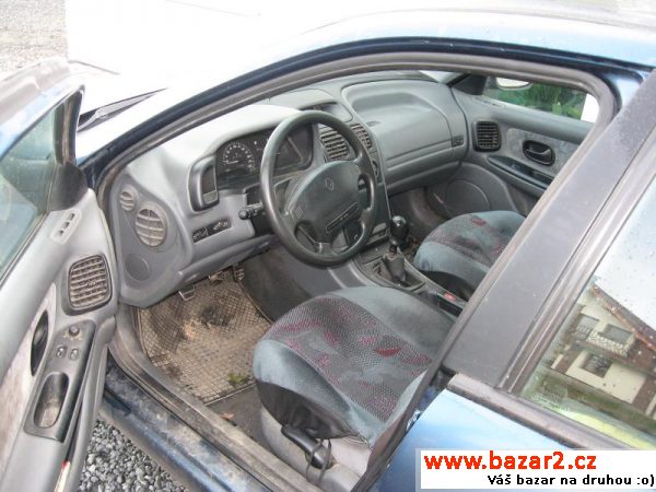 Renault Laguna 1,8 náhradní díly