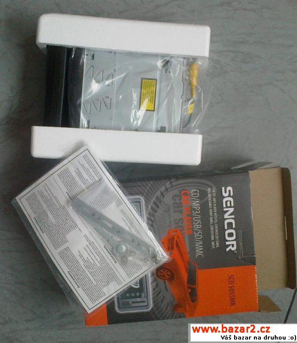 Autorádio s CD/MP3 a USB SCD 5055MR