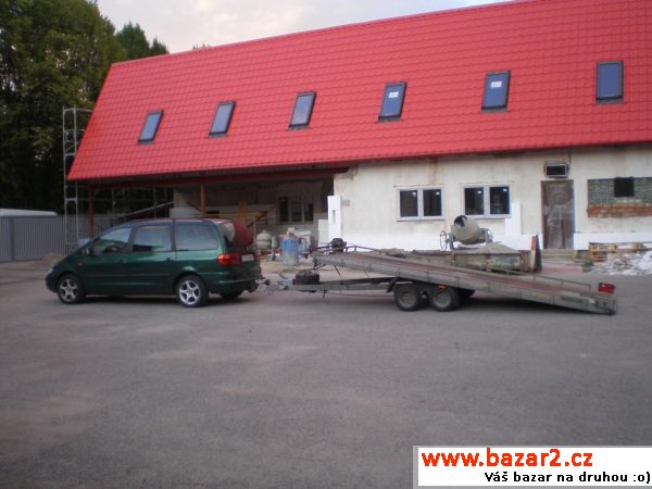 Vozík, autopřepravník+auto VW Sharan