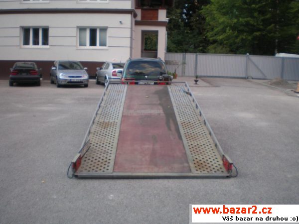 Vozík, autopřepravník+auto VW Sharan