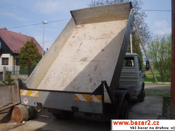 IVECO 5912 SKLÁPĚČ