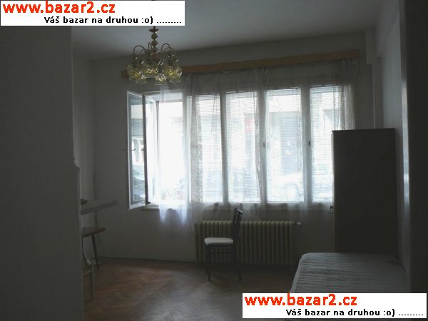 Garsonieru 28 m, za 6 000 