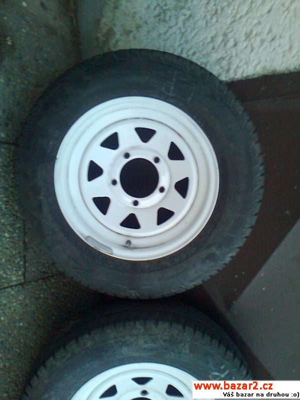 Pneumatiky 215/65R15