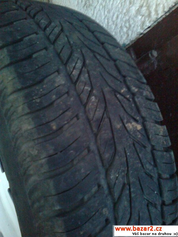 Pneumatiky 215/65R15