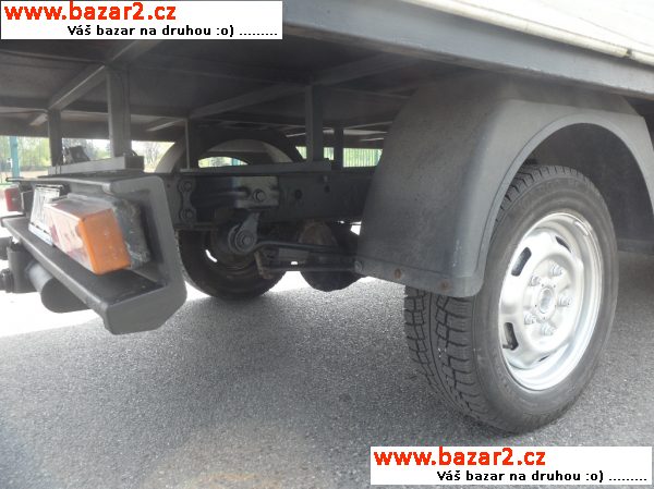 Ford Transit 300M 2,4 TCi valník 6míst