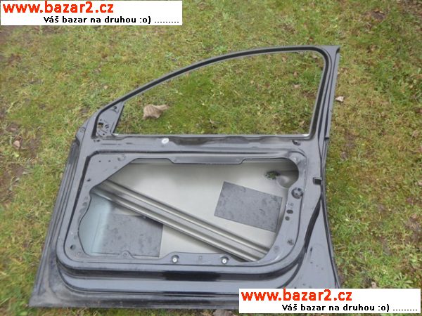 VW PASSAT (05-) pravé dveře