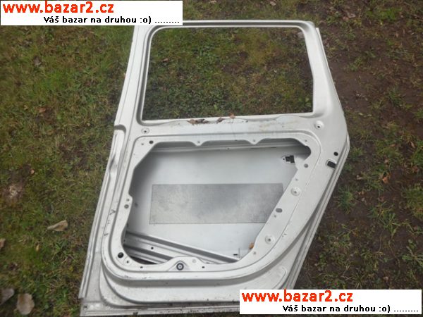 VW PASSAT (05-) pravé dveře