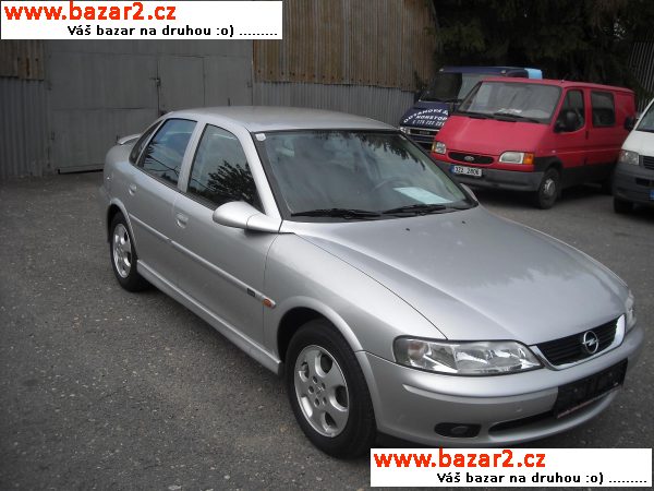 OPEL VECTRA 1.8 16v,NAJETO POUZE 57 Tkm TOP TOP TOP STAV
