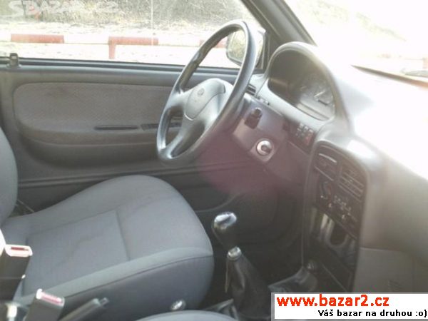 Kia Sportage 2.0i, bez motoru