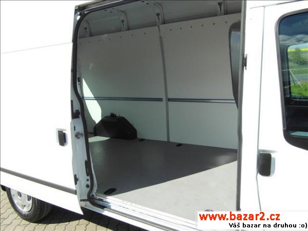 Ford Transit, 2.2 L3H3 MAXI č.123.