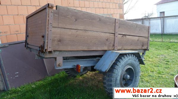 Kára za traktor