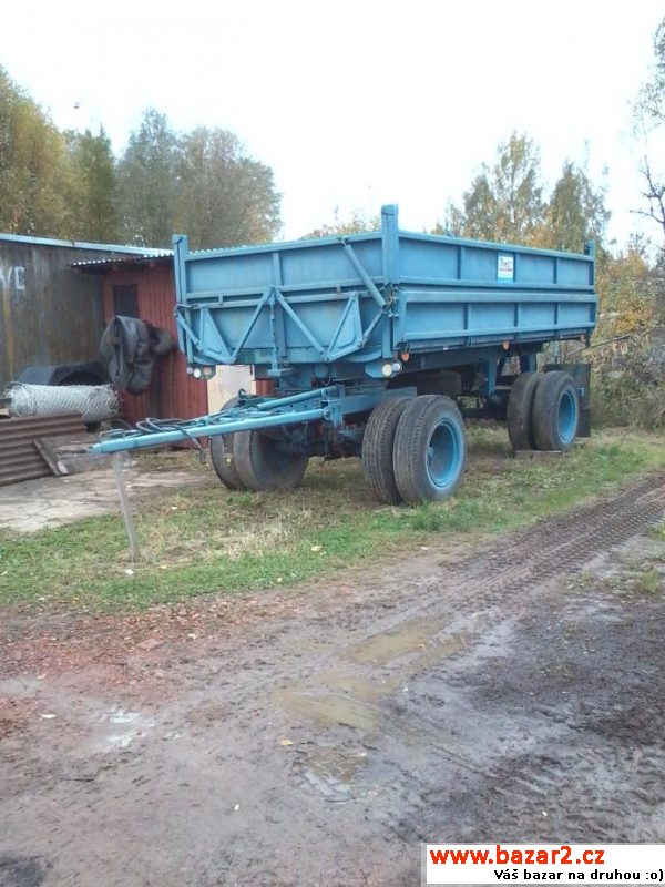 Sklápěcí přívěs