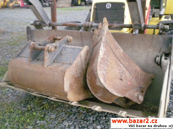NEW HOLLAND LB95