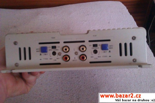 Audio zesilovač JBL GTG200 300 Kč