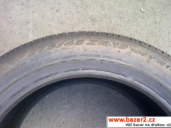 Pirelli 275/45zr19