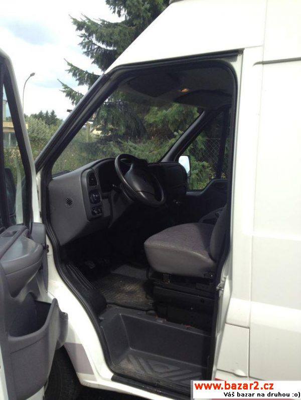 Ford Transit 330M  