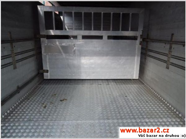 MAN LE 10.220L pro přepravu zvířat