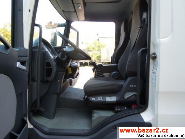 MAN TGL 12.210 BL skříň čelo E4