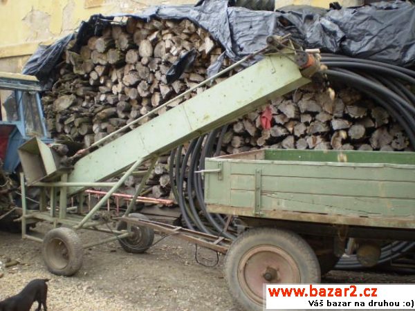 Drtič větví za traktor