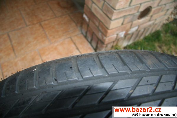 GoodYear Eagle F1 255/55 R18 na SUV